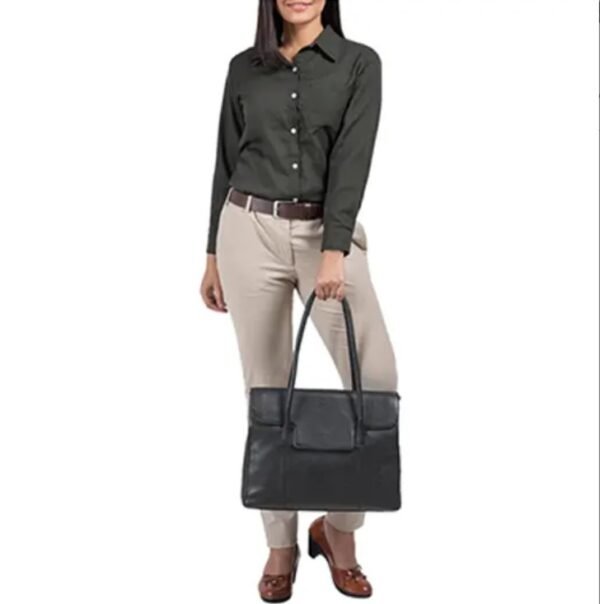 Black handbags designer